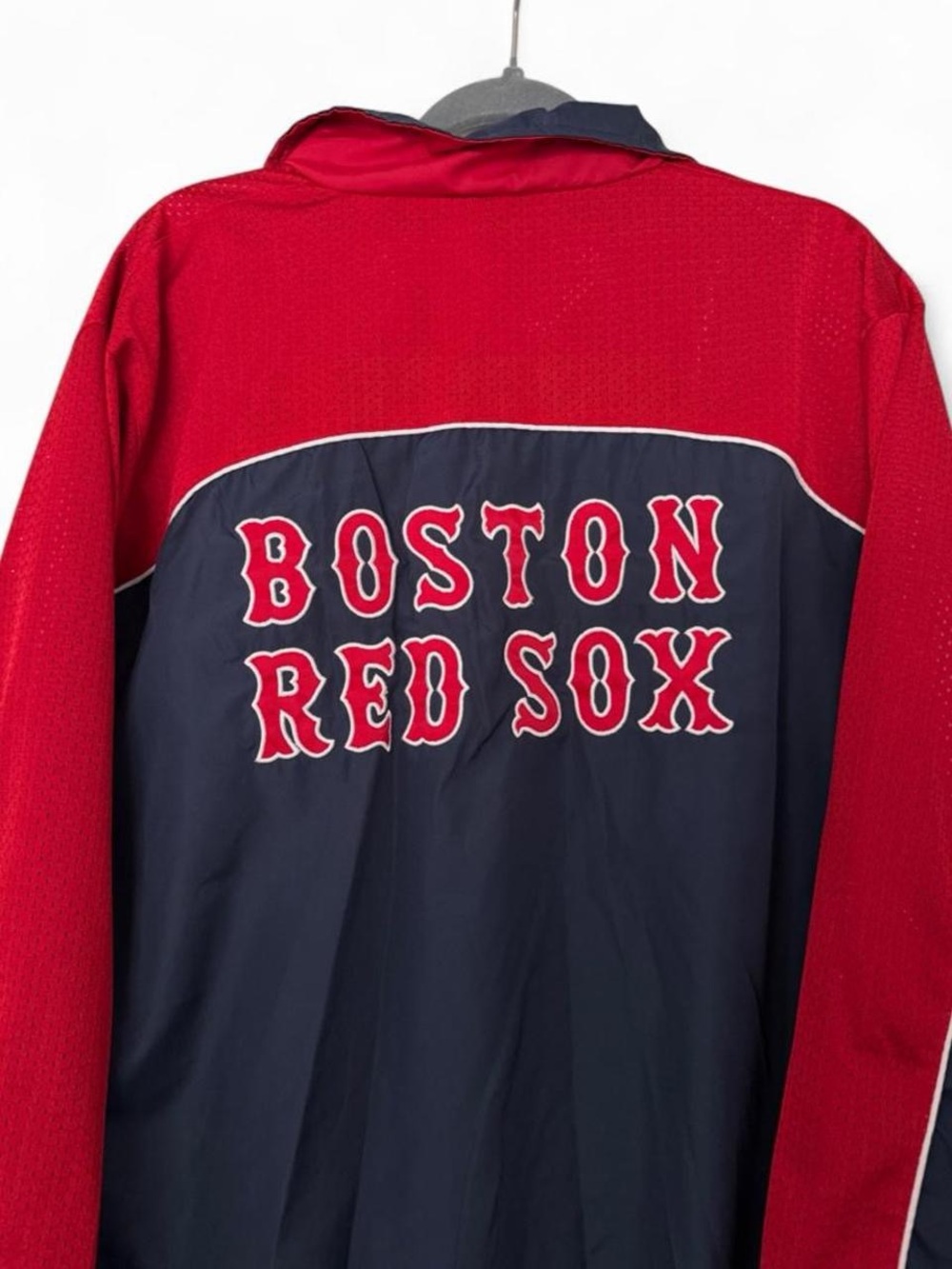 Boston Red Sox pullover windbreaker jacket size large